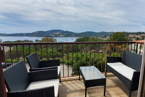 Lumineux appartement avec vue sur mer