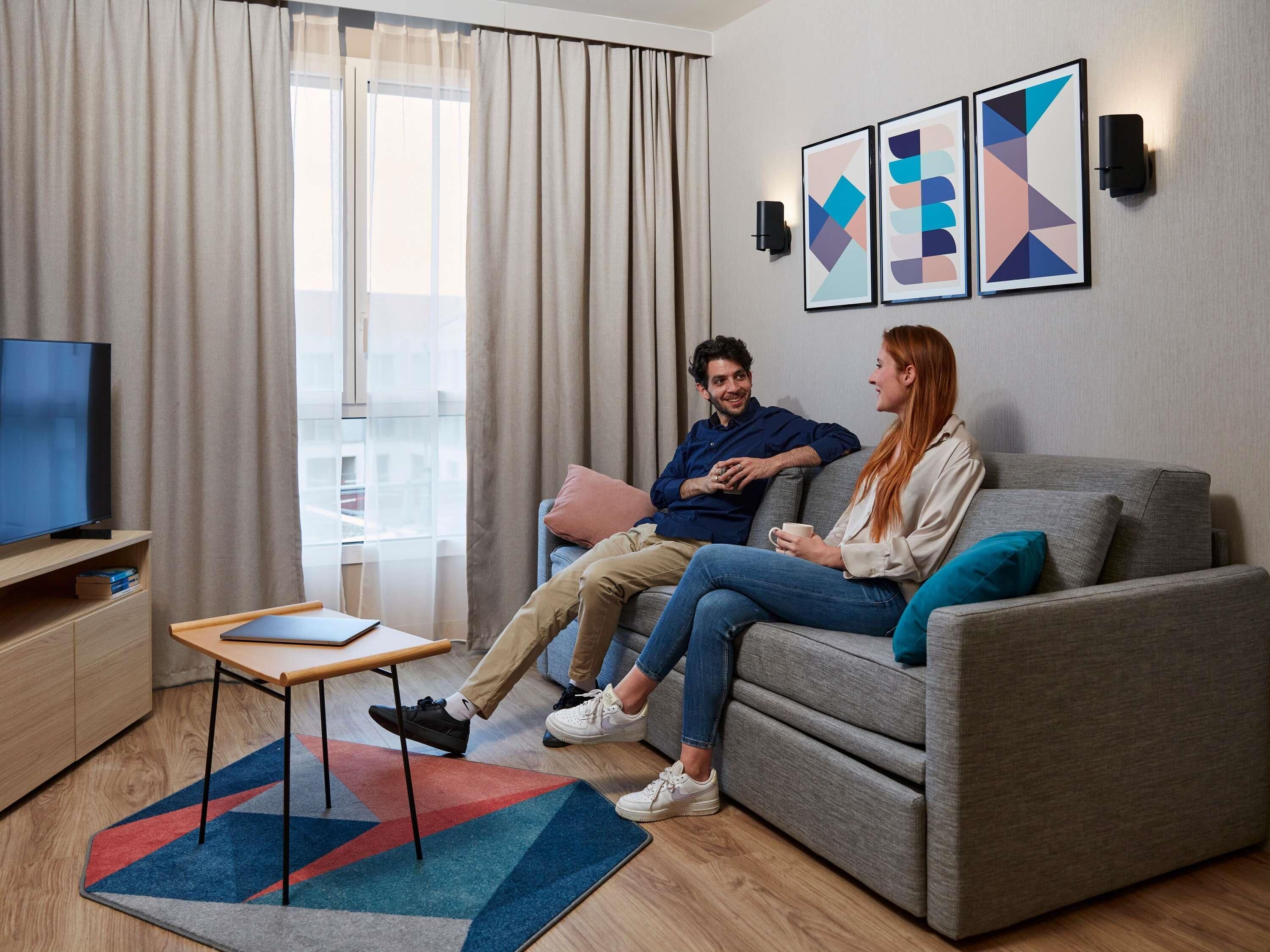 Apartment, 1 Bedroom | In-room safe, laptop workspace, blackout drapes, soundproofing