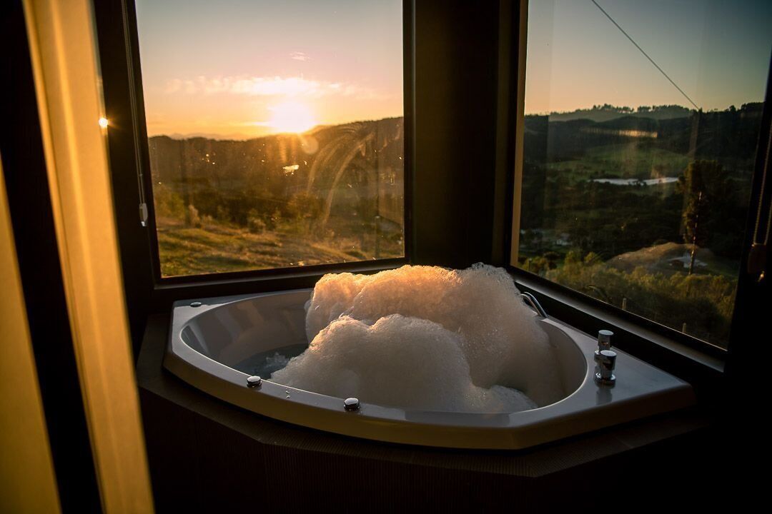 Stuga Deluxe - 1 queensize-säng - bubbelbad - utsikt mot bergen | Interiör