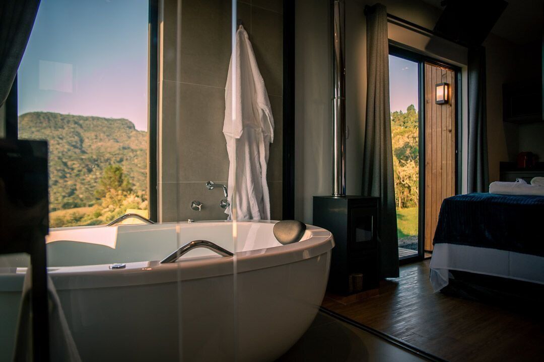 Décoration personnalisée, rideaux occultants, Wi-Fi gratuit