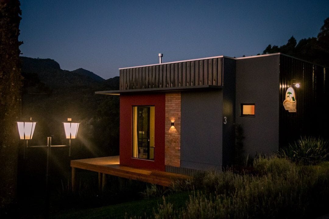 Cabana luxo, 1 cama Queen, banheira de hidromassagem, vista para a montanha | Fachada