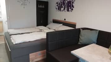 1 bedroom, WiFi, bed sheets