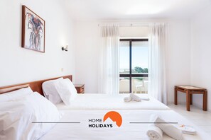 2 habitaciones, tabla de planchar con plancha y wifi gratis 