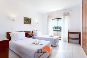 2 Schlafzimmer, Bügeleisen/Bügelbrett, kostenloses WLAN