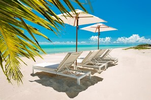 Beach - Villa Shambhala 5 BR (Long Bay)