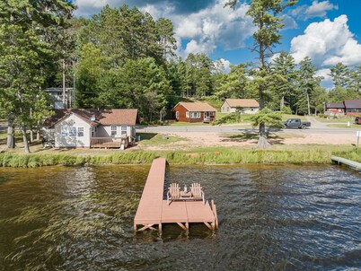 Neat and Clean Cottage on Virgin Lake... Pier Included!