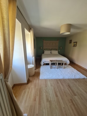 2 chambres, Wi-Fi, draps fournis