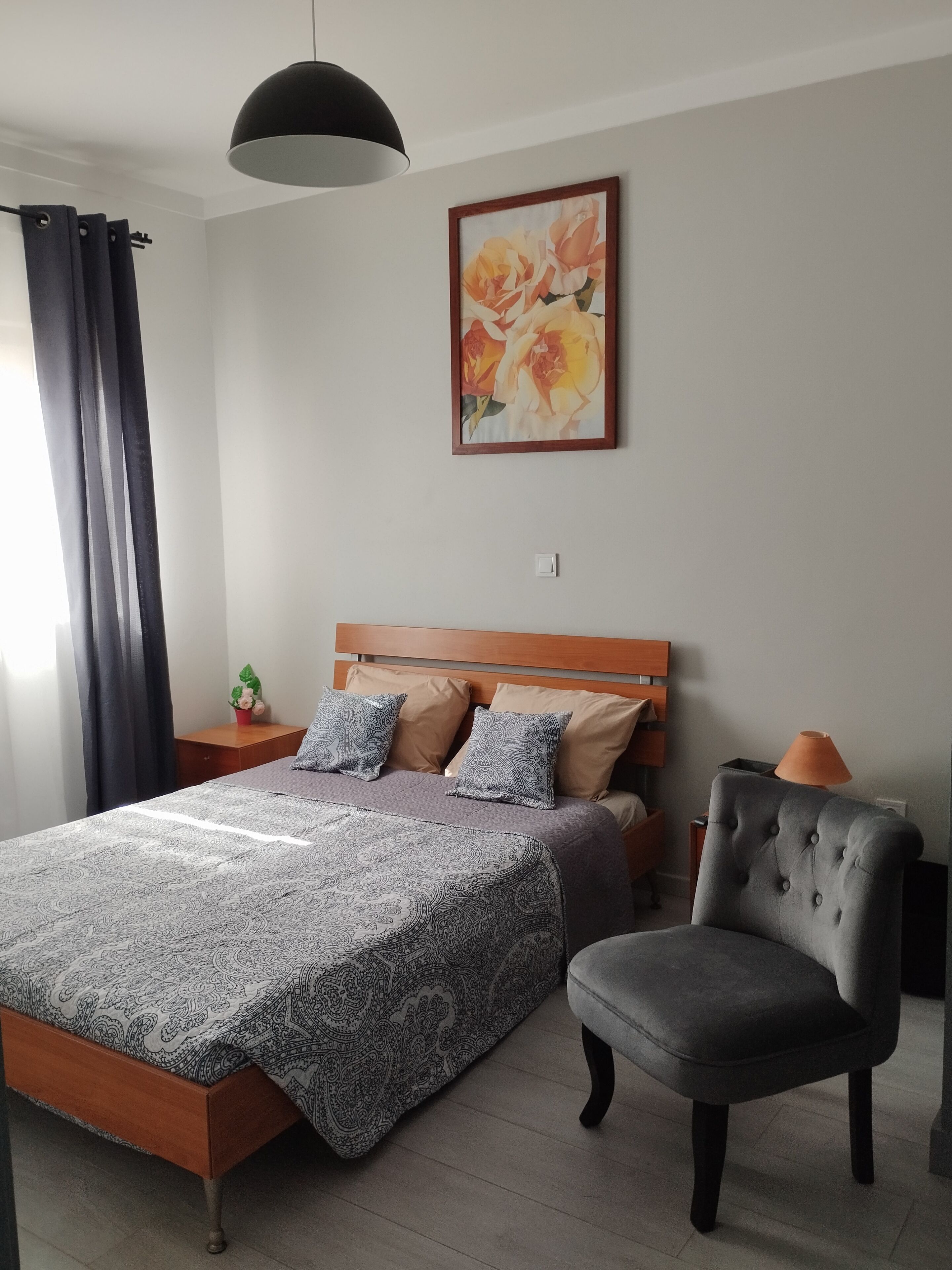 1 bedroom, iron/ironing board, travel cot, free WiFi