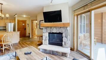 Condo (8372 Buffalo Lodge) | Exterior