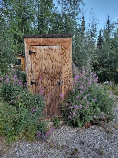 Alaskan Adventure Dry Cabin #2