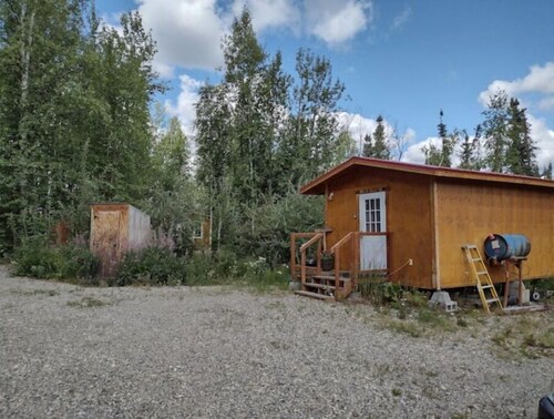 Alaskan Adventure Dry Cabin #2