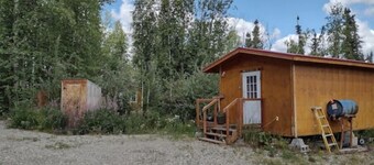 Alaskan Adventure Dry Cabin #2