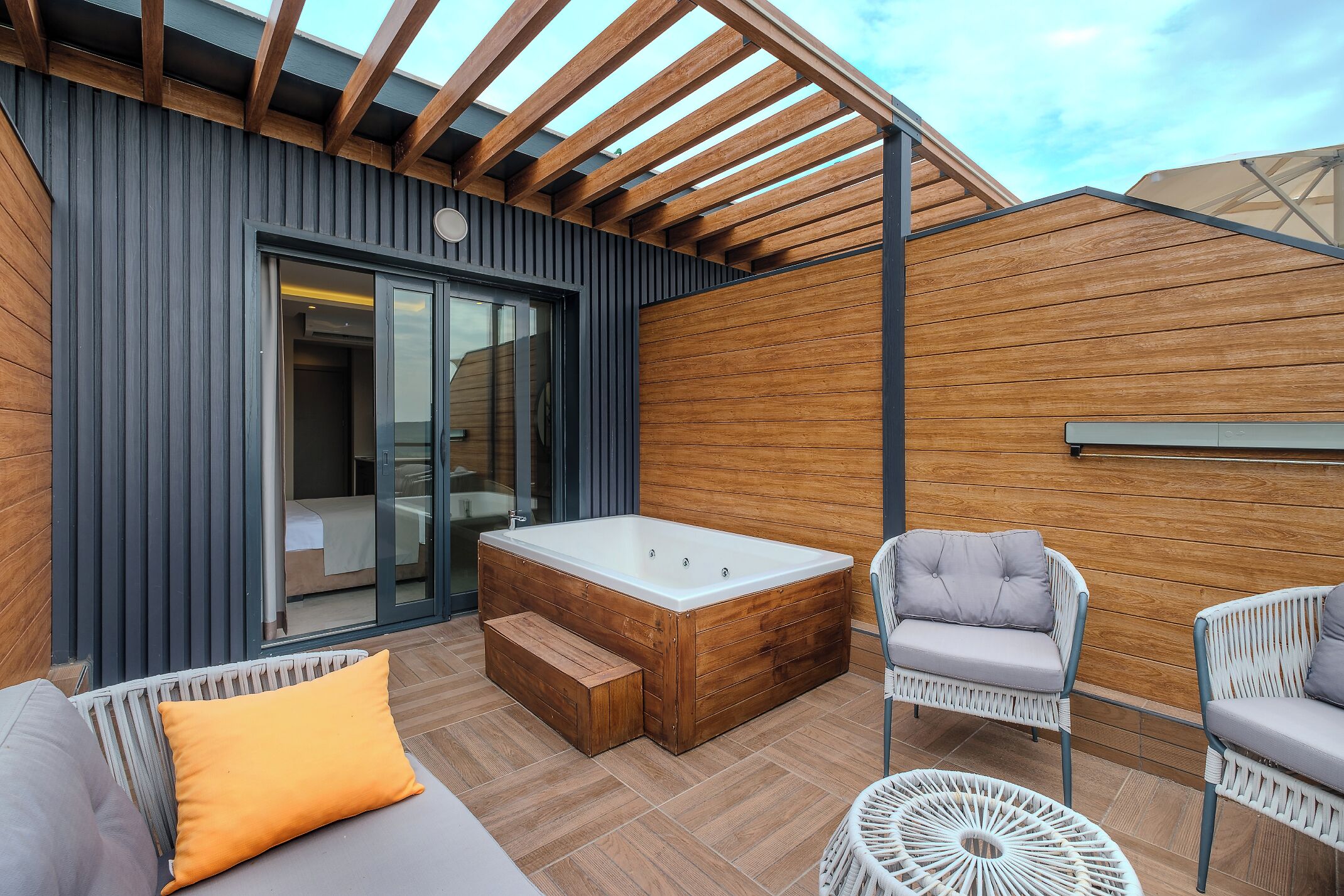 Luxury Room | Terrace/patio