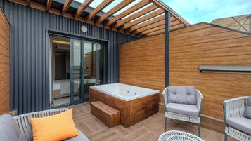Luxury Room | Terrace/patio