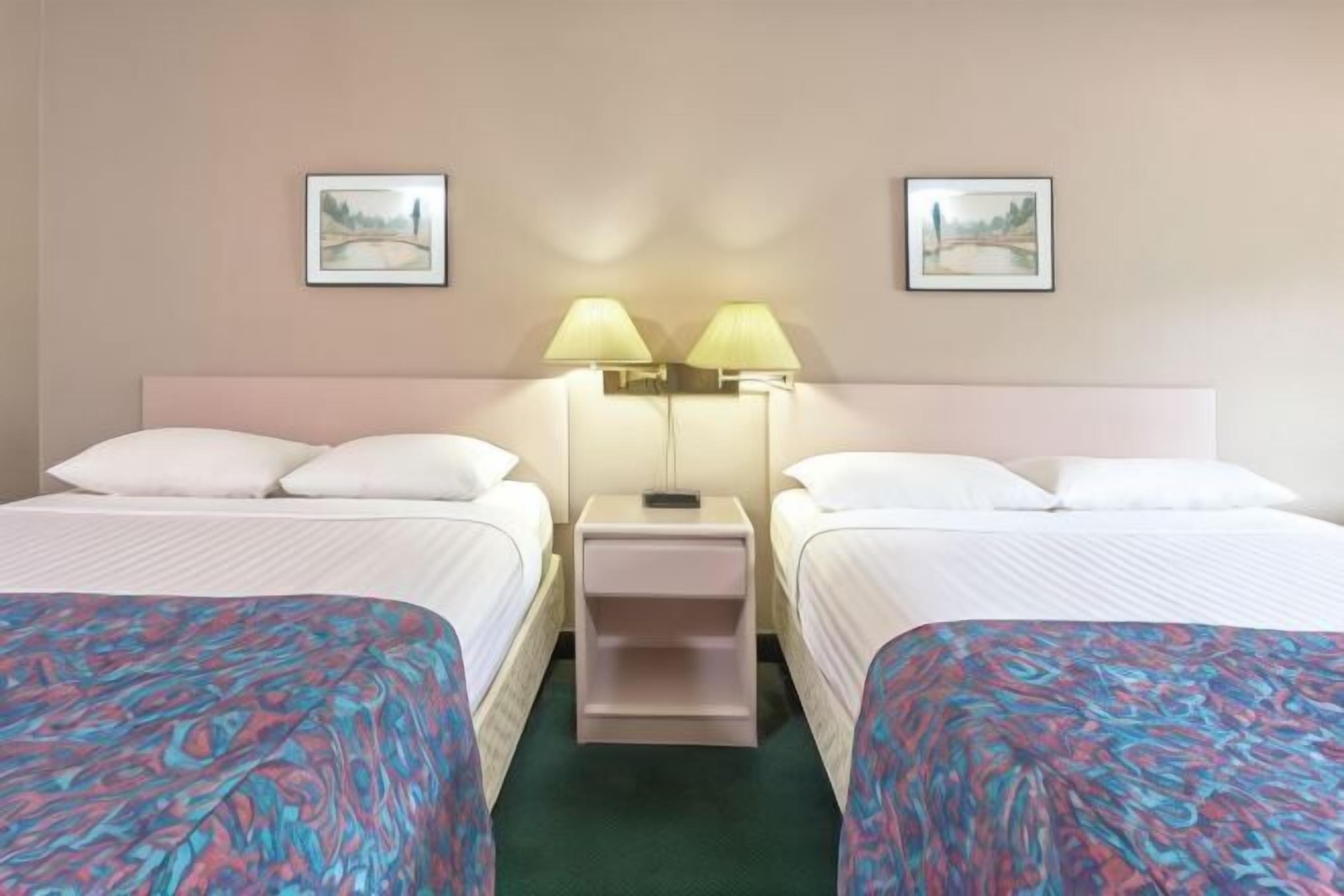 1 bedroom, iron/ironing board, free WiFi