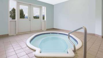 1 bedroom, iron/ironing board, free WiFi