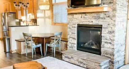 Cozy Cabin: Summer paradise on the river