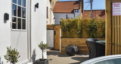 2 bedroom accommodation in Whitby