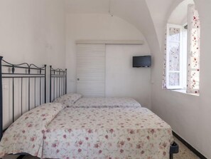 3 室のベッドルーム、WiFi