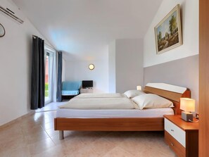 5 Schlafzimmer, Internetzugang