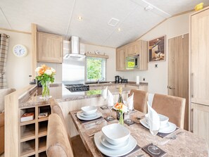 Private kitchen - 2 bedroom accommodation in Patrington (Patrington)
