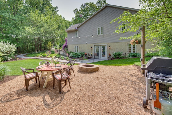 New Holland Vacation Rental | 1,000 Sq Ft | 2BR | 1BA | Step-Free Access