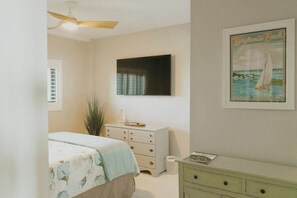 3 habitaciones, tabla de planchar con plancha, cuna de viaje y wifi