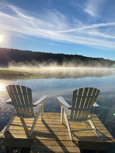 Beautiful 4BR Lake Front House
