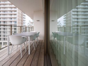 تناول الطعام