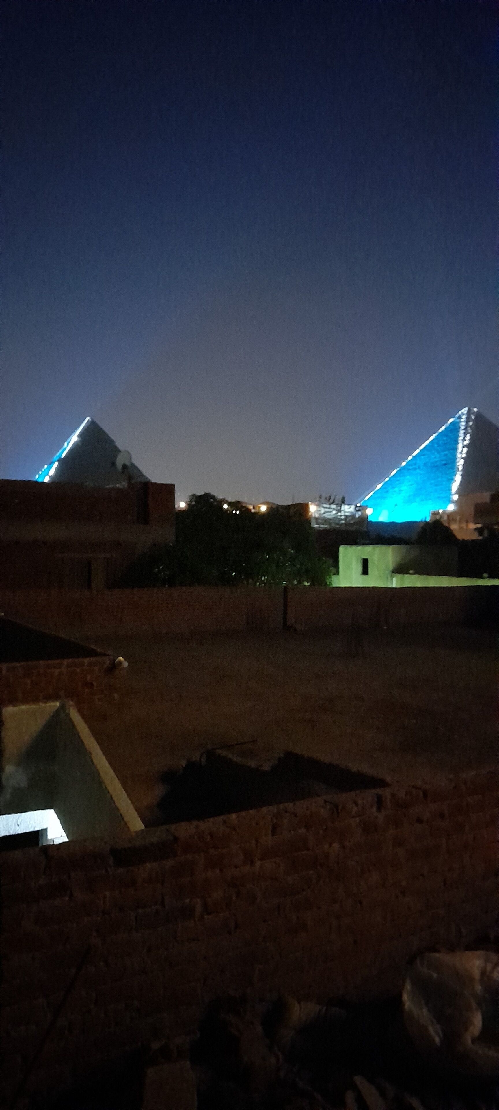 Foto - Rayan Pyramids View