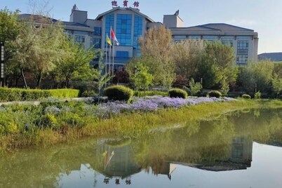 Manas County Hotel