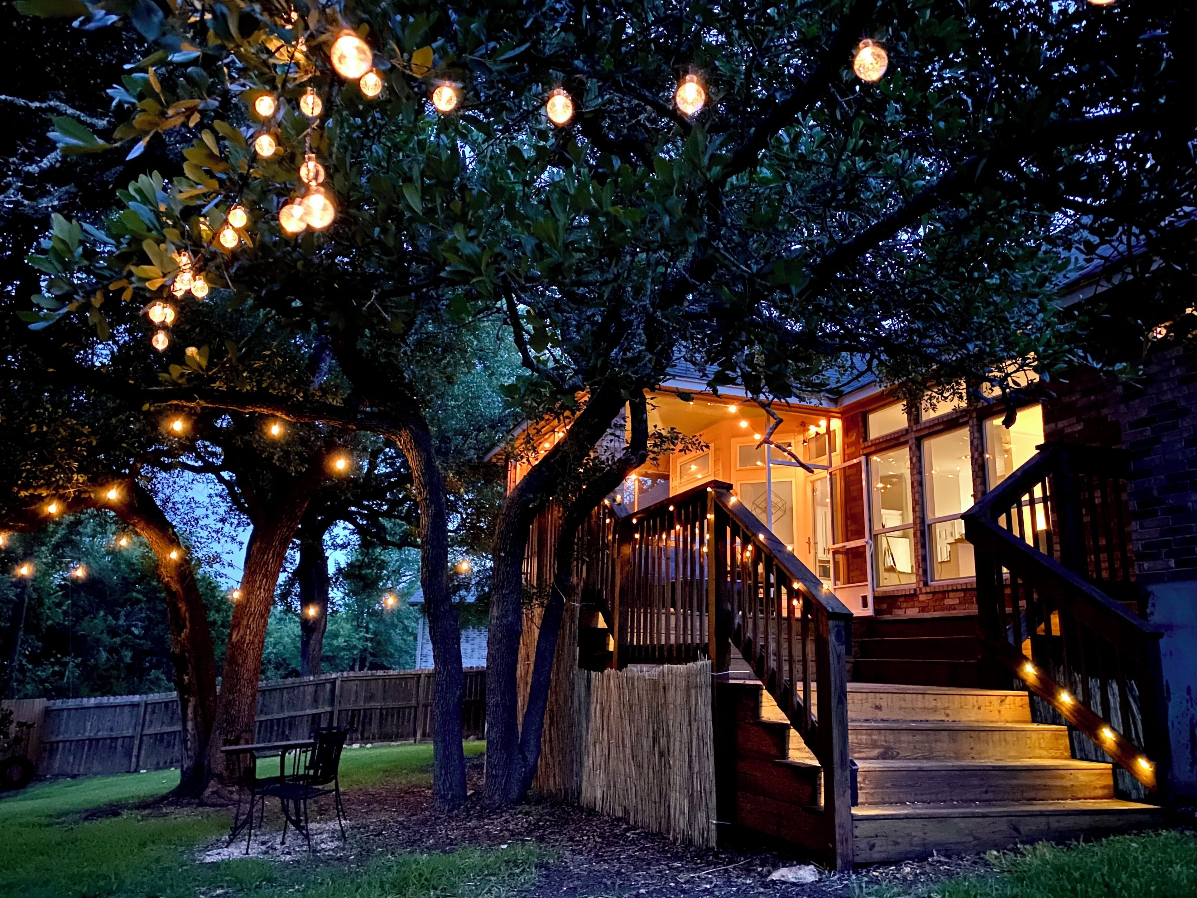 ☆NEW! Modern Boho 4 BD w/ Backyard Retreat Near Lake! ☆ 