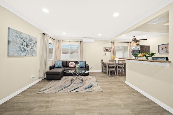 Perhehuoneisto | Olohuone | Televisio