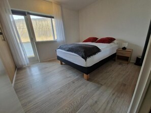 Doppia panoramica | Con stile personalizzato, con arredamento individuale, una scrivania