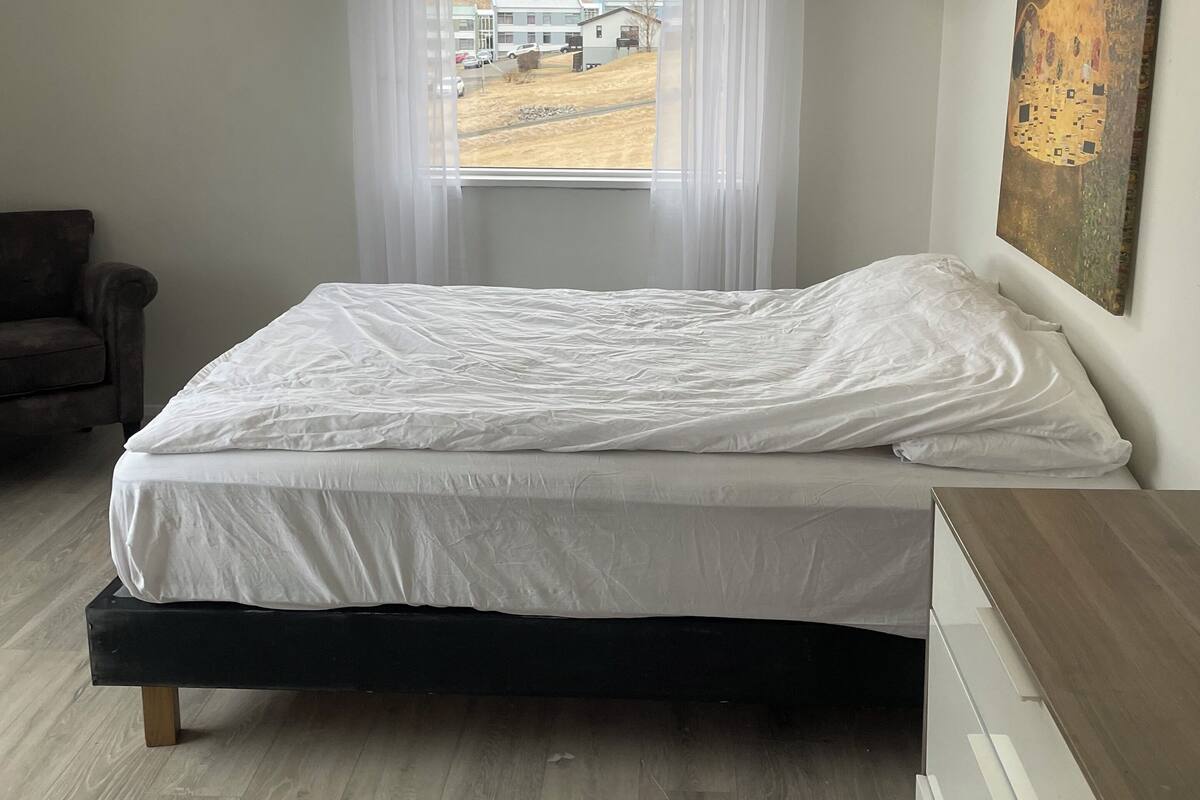Superior Double Room | Desk, soundproofing, WiFi (free), individually decorated