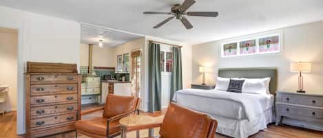 1 bedroom, iron/ironing board, free WiFi, bed sheets