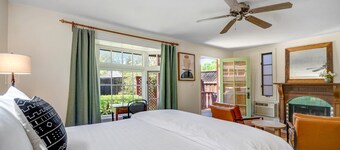 Cute one room Cottage in Sonoma- Includes Wine Tasting Passport