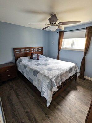 2 bedrooms, WiFi, bed sheets