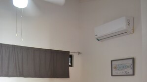 基础双人房 | 起居区
