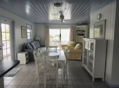 2-bedroom/2-bathroom Steps Away From the Beach at Turtle Hill Resort