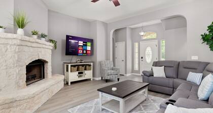 Charming 4 Bedroom House near Lake McQueeney