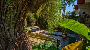 32-Zoll-LED-Fernseher mit Kabelempfang, Fernseher, Fußbodenheizung