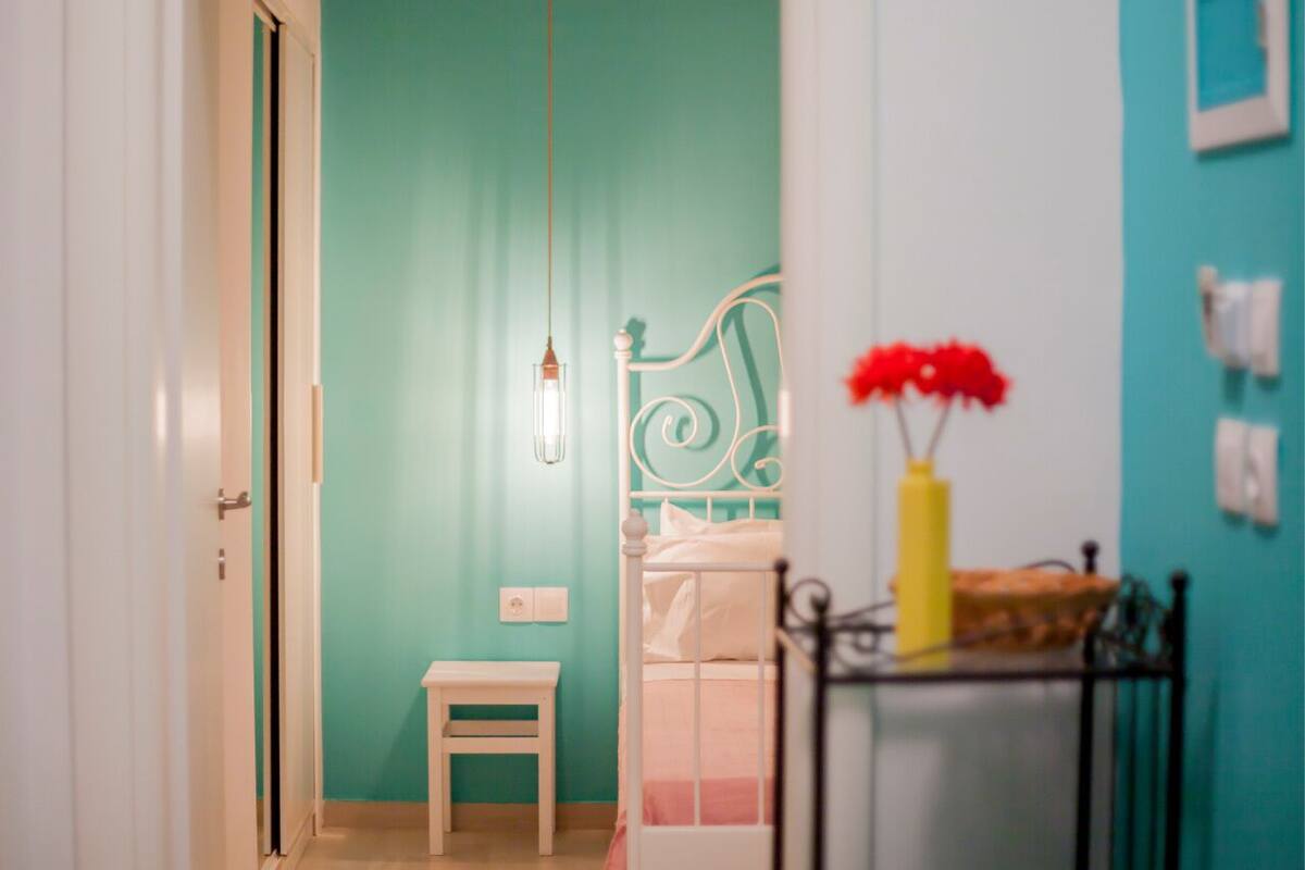 Family Apartment | Premium bedding, desk, laptop workspace, blackout drapes