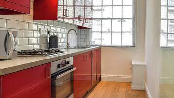 Dishwasher, highchair