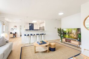 Télévision, espaces bureaux