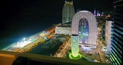 Apartment with view of the sea and city