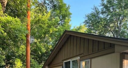Nice little cabin on the river
