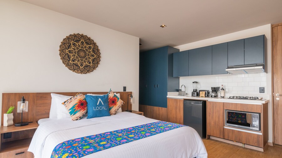 Be Local Aparthotel