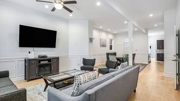 Smart TV, fireplace, DVD player, books