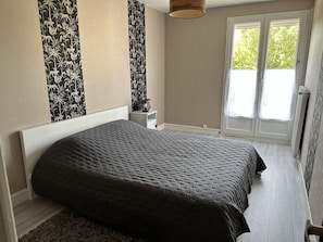 2 chambres, fer et planche Ă repasser, lit parapluie, Wi-Fi gratuit